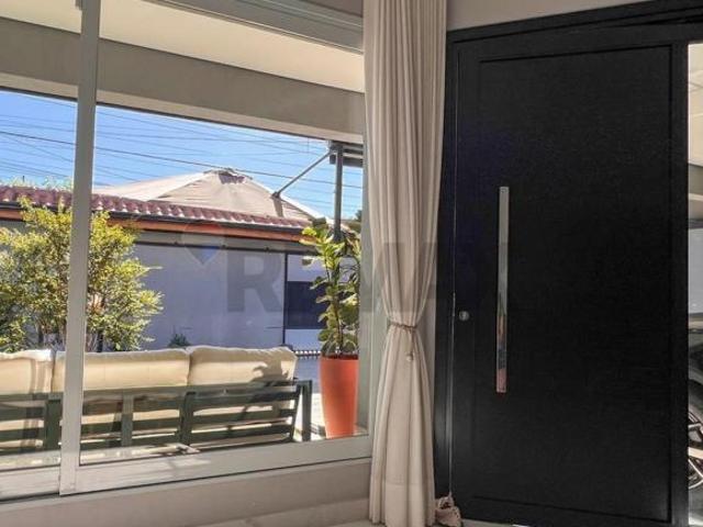 Casa moderna e ampla à venda em Betel, Paulínia