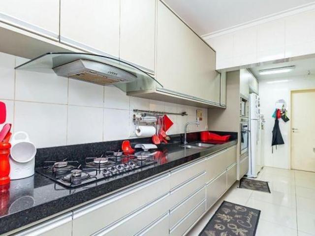 Casa Moderna e Bem Localizada em Mogi das Cruzes!
