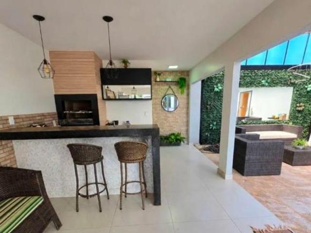 Casa moderna e espaçosa no SETOR DE MANSOES DE SOBRADINO QMS 56