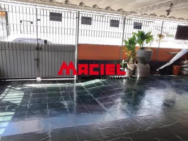 Casa Moderna e Funcional com 3 Quartos, Suíte