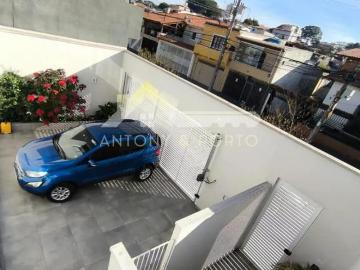 Casa Térrea à Venda 250 m² de terreno 255 m² de área construída, Excelente Localização no Jardim