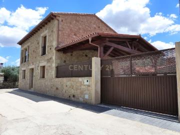 Casa moderna en Santa Cruz de la Sierra, Cáceres