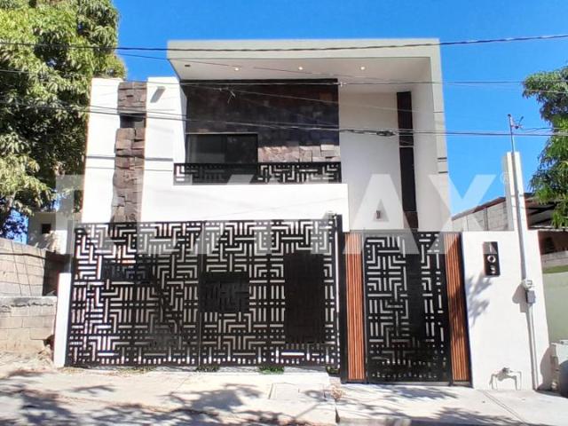 CASA MODERNA EN VENTA | COL. SAN ANTONIO, TAMPICO