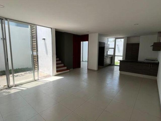Casa moderna en Venta en Orbara Residencial Bosques de Santa Anita Tlajomulco
