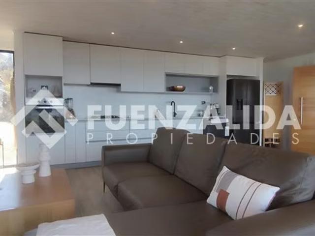 Casa Moderna. Rocas del Mar Los Molles 3d 2b 5804 m2 | 3 dormitorios por 7980.00 en La Ligua