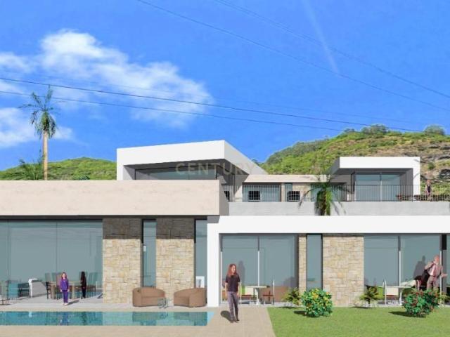 Casa Moderna Ribeira Brava com Vista Mar e Piscina
