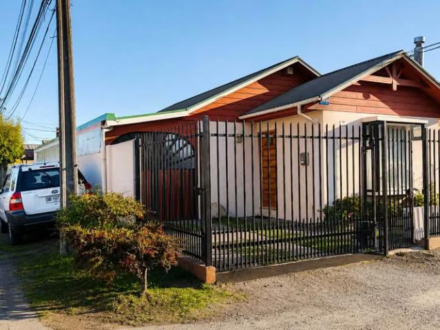 Casa Moderna y Luminosa con Patio Amplio 1737 | dormitorios por 130000. 00 en San Pedro de la Paz