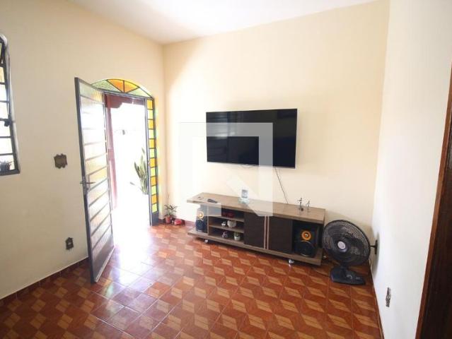Casa, Monte Castelo, 3 Quartos, 360 m2 Contagem