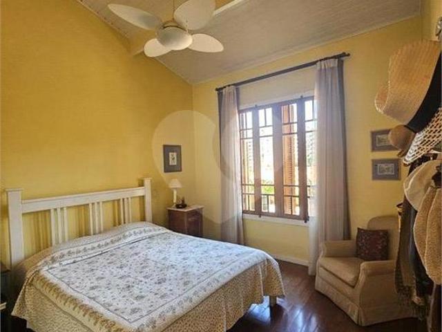 Casa Morumbi 3 Suítes / Quartos 3 Vagas Venda / Compra