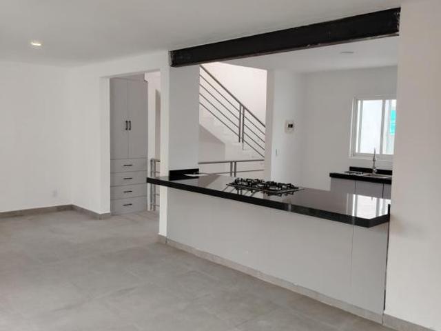 Casa Nueva, Moderna con hermosa Vista