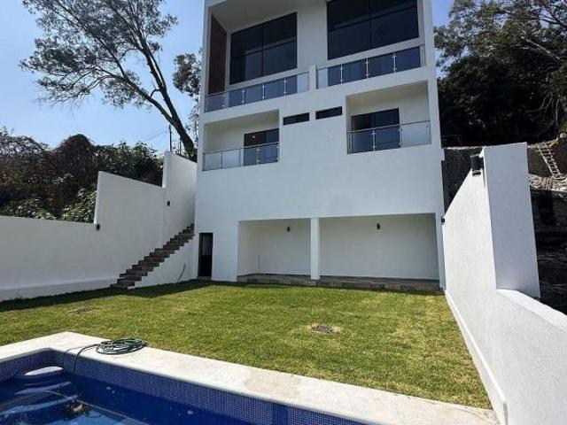 Casa Nueva Moderna, Fracc. Zona Norte con Vigilancia