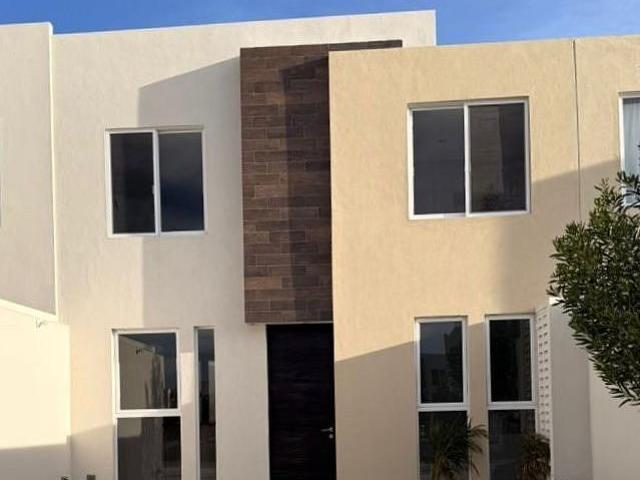 CASA NUEVA AMUEBLADA EN RENTA | RESIDENCIAL KERARTA