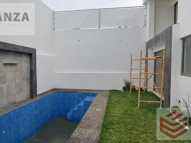 Casa Nueva Con Alberca Jiquilpan