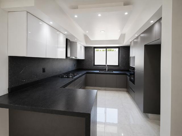 Casa nueva con increíble vista en el roof y recámara en planta baja