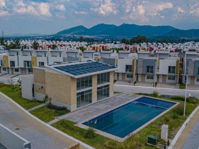 CASA A ESTRENAR EN COTO PRIV. CON SEG 24/7 POR BOSQUES DE SANTA ANITA