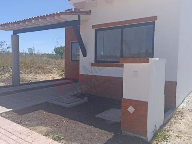 CASA NUEVA DE UNA SOLA PLANTA EN FRACCIONAMIENTO CON AMENIDADES DE LUJO