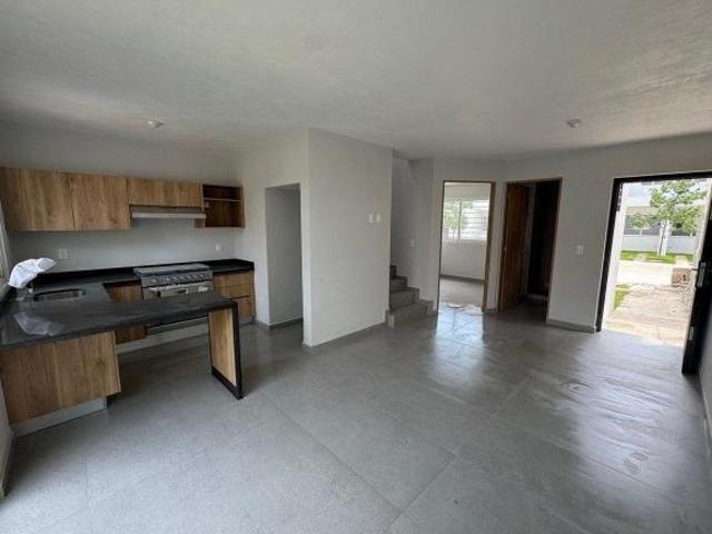 Casa NUEVA dentro de coto con habitación en planta baja | Nuevo Mexico
