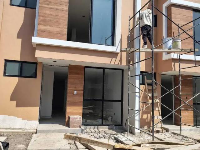 CASA NUEVA EN CASTILLOTLA AL SUR DE PUEBLA