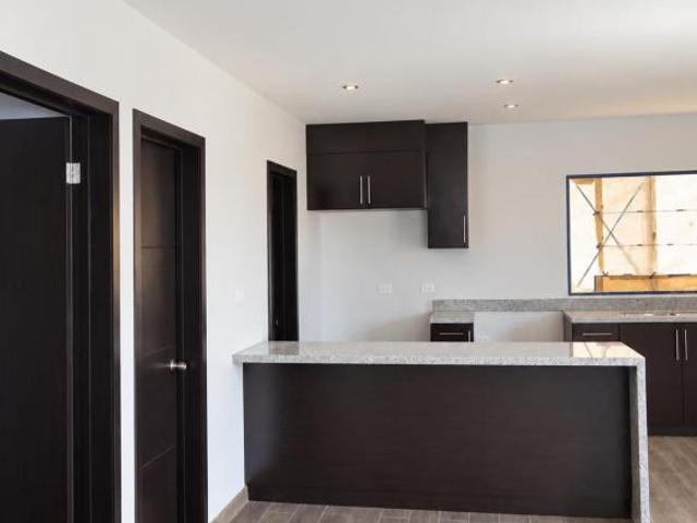 CASA NUEVA EN PREVENTA COLONIA MORELOS, TIJUANA | 3 Recámaras y 3 Estacionamientos