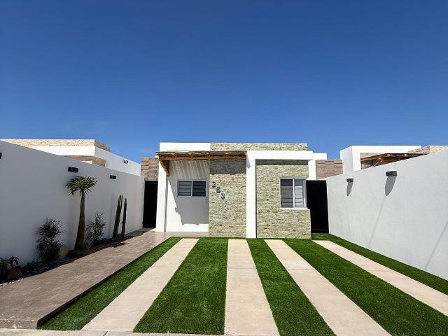 Casa NUEVA en Renta en Chametla | 1 Planta | 3 Recámaras