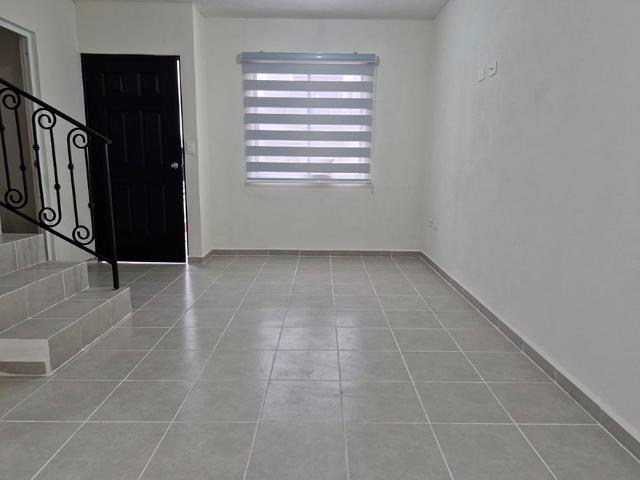 Casa Nueva en Renta, en Fraccionamiento Los Viñedos Señeros