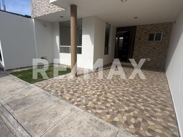Casa nueva en renta en privada cerca de la SEP