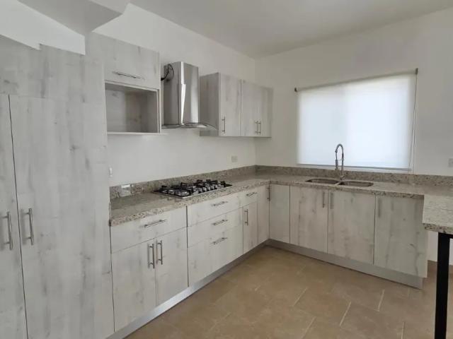 Casa Nueva en Renta, Quintas Navarra