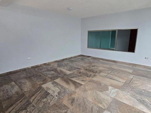Casa nueva en residencial con suguridad y areas verdes