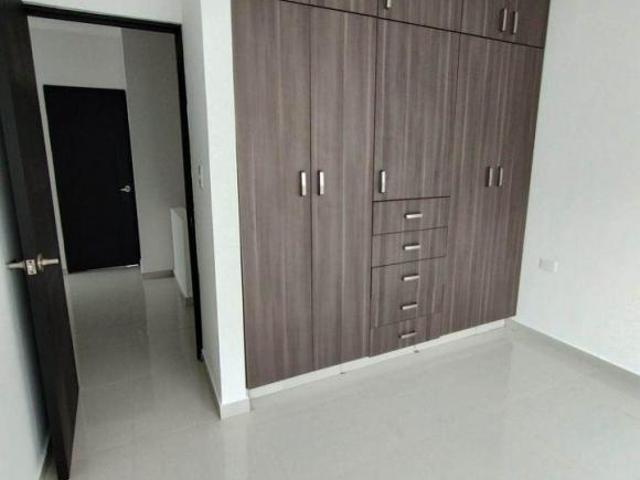 CASA NUEVA EN VENTA MODELO TOPACIO CLUSTER 8