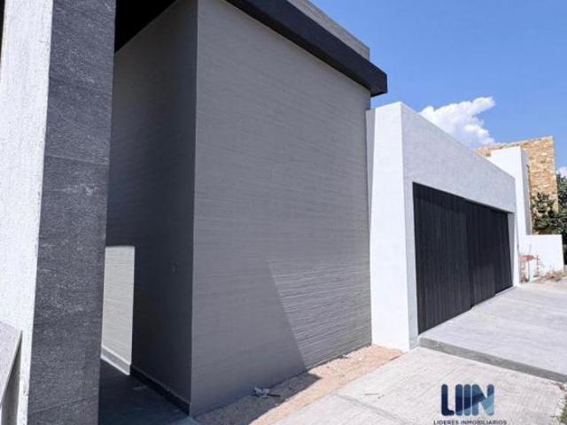 CASA NUEVA EN VENTA CAÑADA DEL REFUGIO SUR