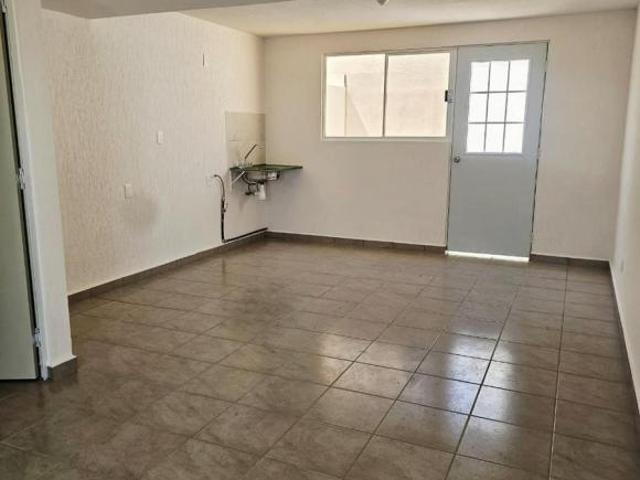 CASA NUEVA EN VENTA, CERCA DE LA ZONA INDUSTRIAL DE TOLUCA, CON SALIDA RAPIDA A NAUCALPAN