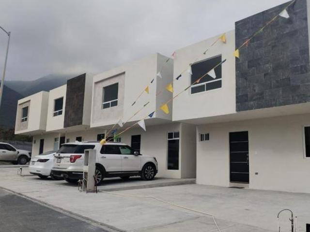 CASA NUEVA EN VENTA COL. LOMAS DEL REY, GUADALUPE, N.L