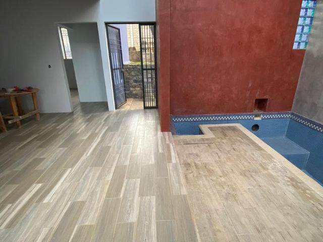 Casa nueva en venta con carril de nado