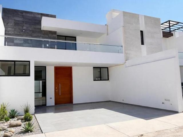 CASA NUEVA EN VENTA CORREDOR MEZQUITAL 4
