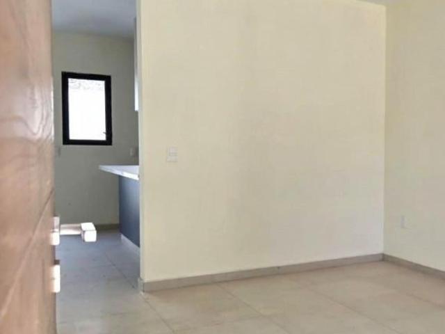 Casa nueva en venta dentro de coto en La Tijera
