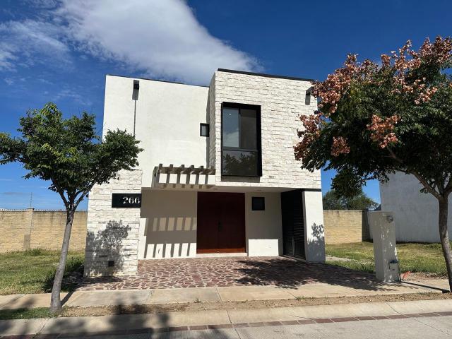 Casa nueva en venta en Mayorca residencial, zona sur, Le?n Gto