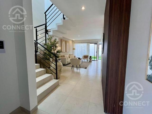 Casa Nueva en Venta en Bosques de Breda, Zona Este, León Gto