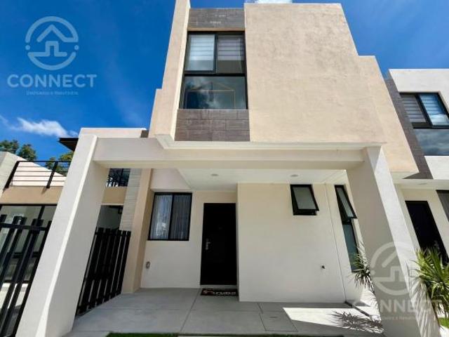 Casa Nueva en Venta en Bosque San Carlos, Zona Sur, León Gto