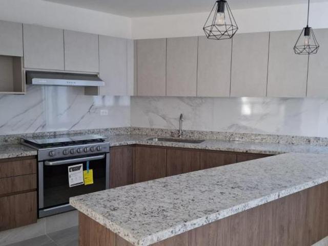 Casa Nueva en Venta en Cuautlancingo | 4 Recámaras y Roof Garden