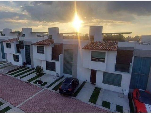 Casa Nueva en Venta en Cacalomac?n, Toluca, M?xico
