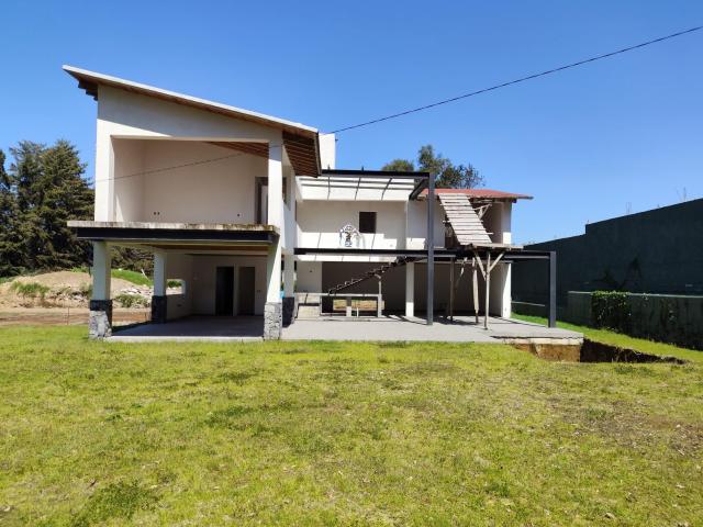 Casa NUEVA en venta en Cerro Gordo, Av?ndaro, Valle de Bravo