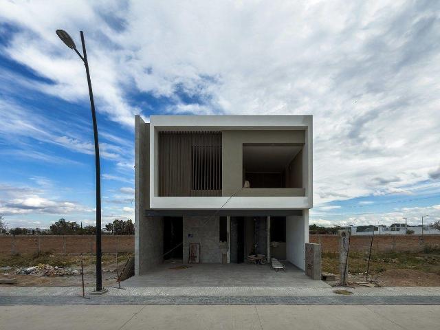 CASA NUEVA EN VENTA EN ESTANZA NORTE DE AGS