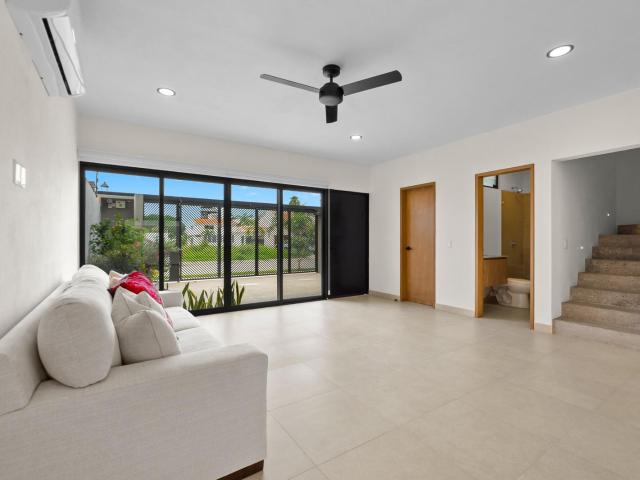 Casa Nueva en Venta en Fluvial Vallarta, Puerto Vallarta | 3 Recamaras + Rooftop