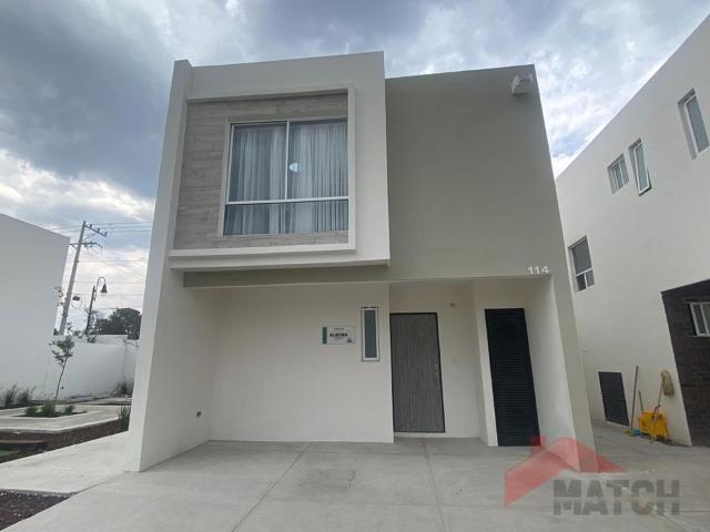 Casa Nueva en Venta en Fracc. Veredas
