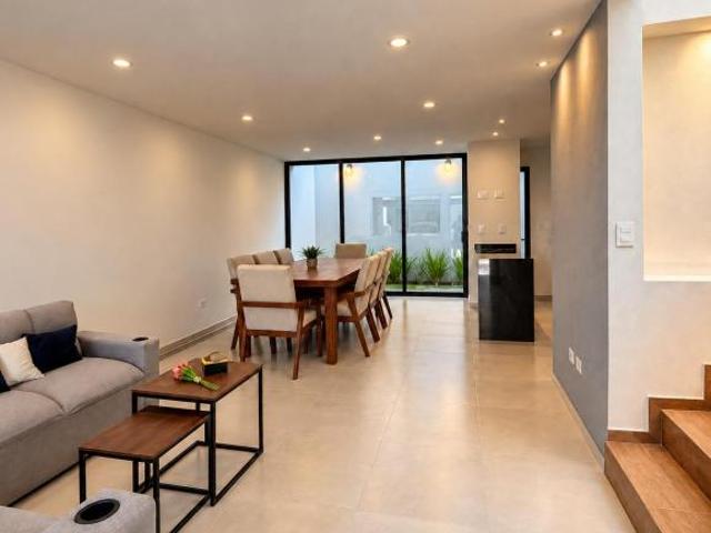 Casa nueva en venta en Fraccionamiento privado con Alberca y 3 recámaras