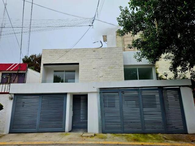 CASA NUEVA EN VENTA EN HACIENDA DE ECHEGARAY, EN CALLE CON VIGILANCIA