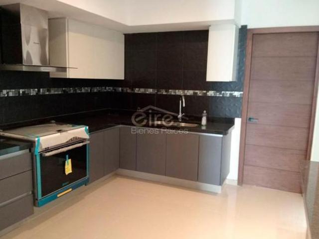 Casa nueva en venta en Punto Sur II | Roof garden y amenidades