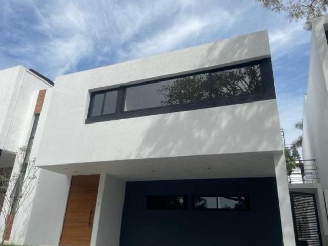 Casa nueva en venta en Rancho Cortes, Cuernavaca | moderna, vigilancia 24/7