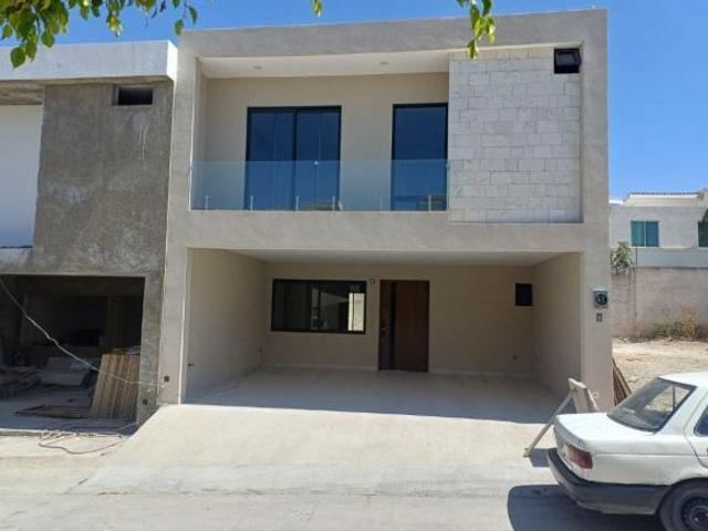 CASA NUEVA EN VENTA EN RESIDENCIAL CANDORA