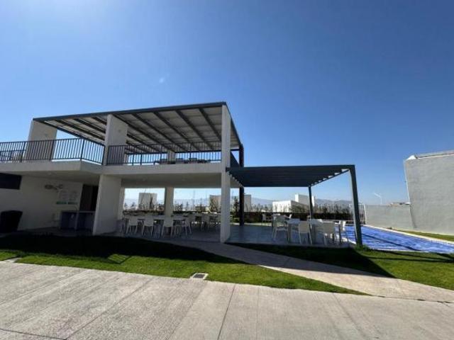 CASA NUEVA EN VENTA EN TLAQUEPAQUE, JALISCO ZIMALTÁ